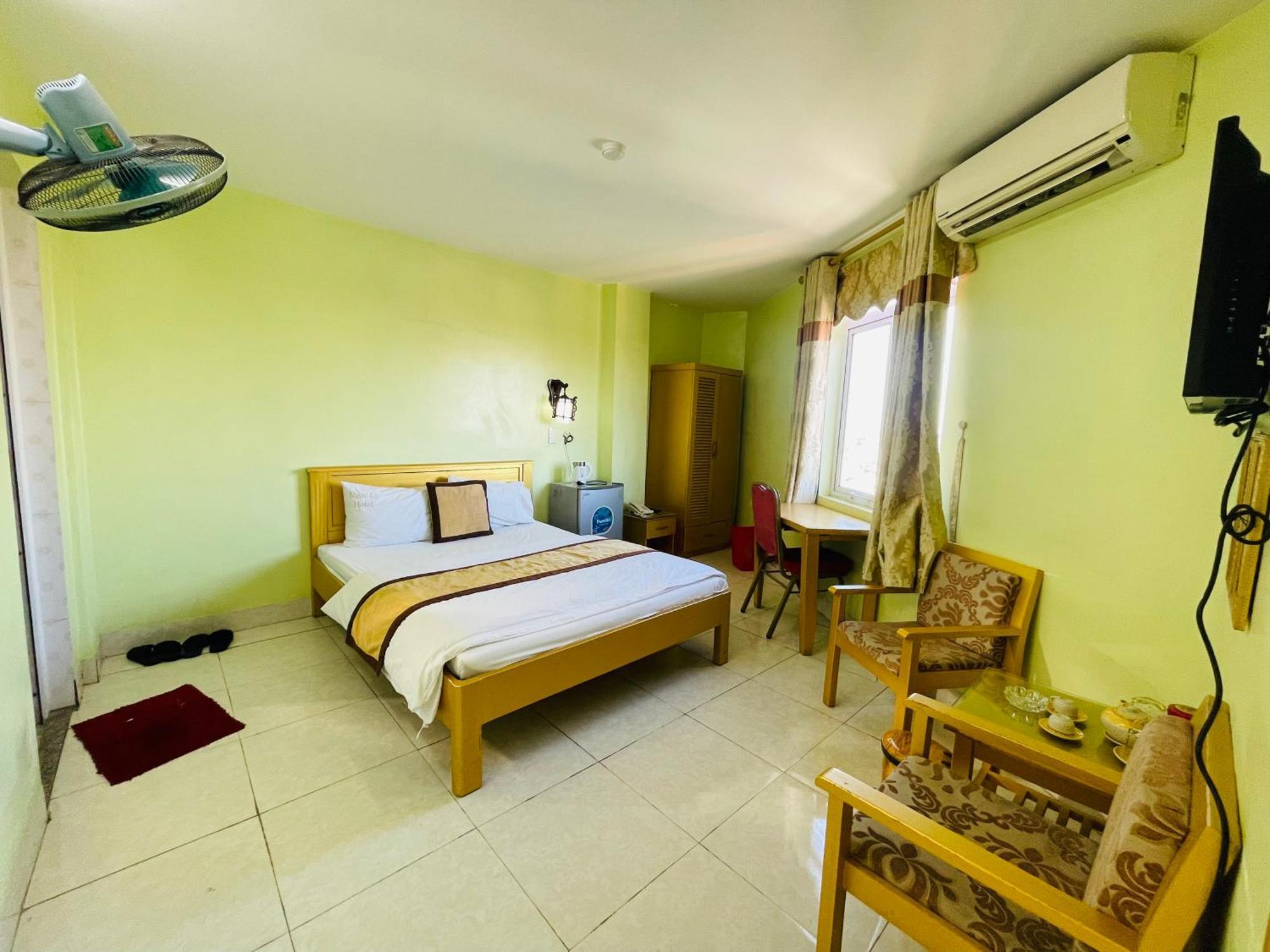 Khach San Ngoc Ly 8 Hotell Thanh Hóa Eksteriør bilde