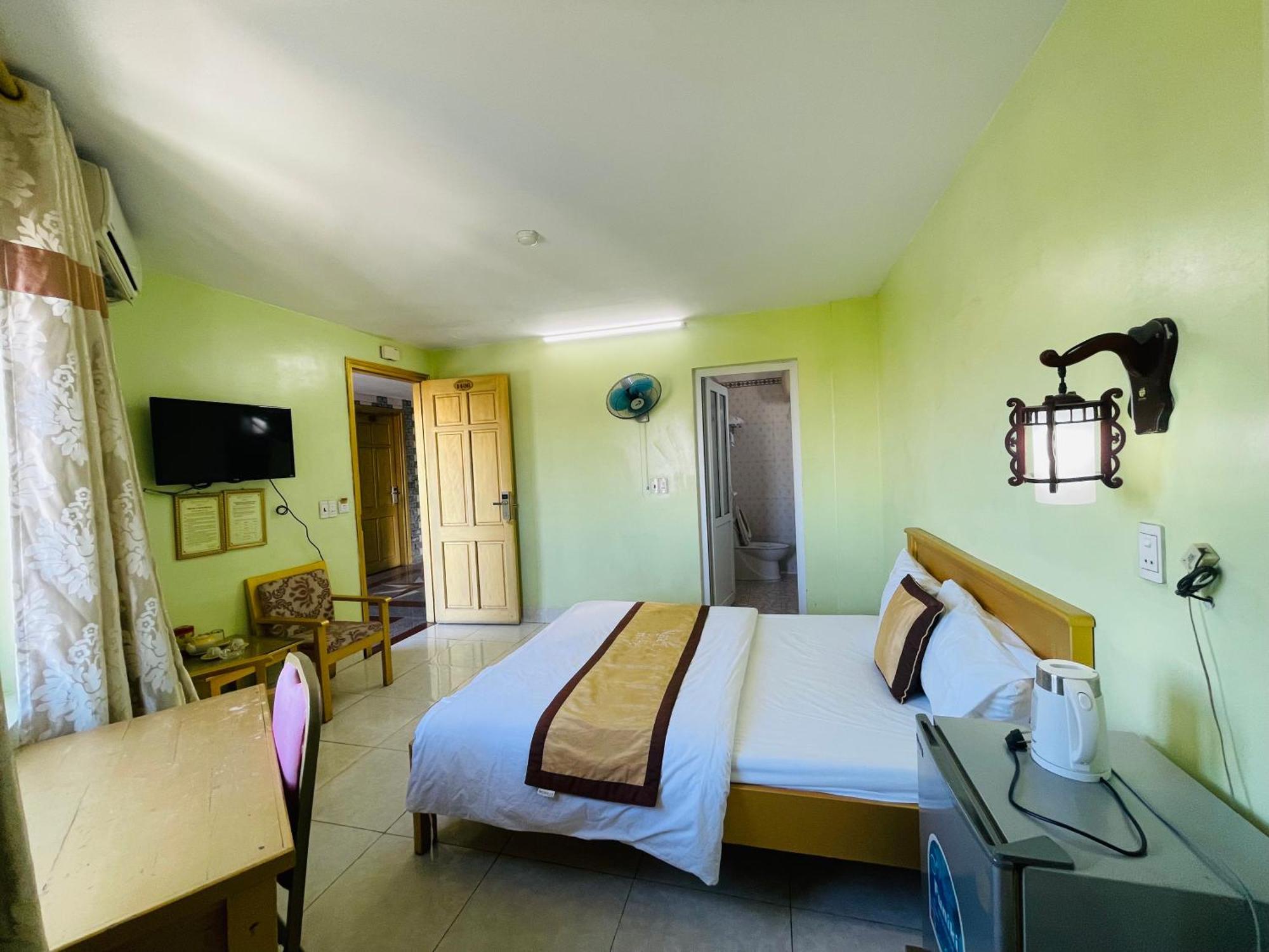 Khach San Ngoc Ly 8 Hotell Thanh Hóa Eksteriør bilde